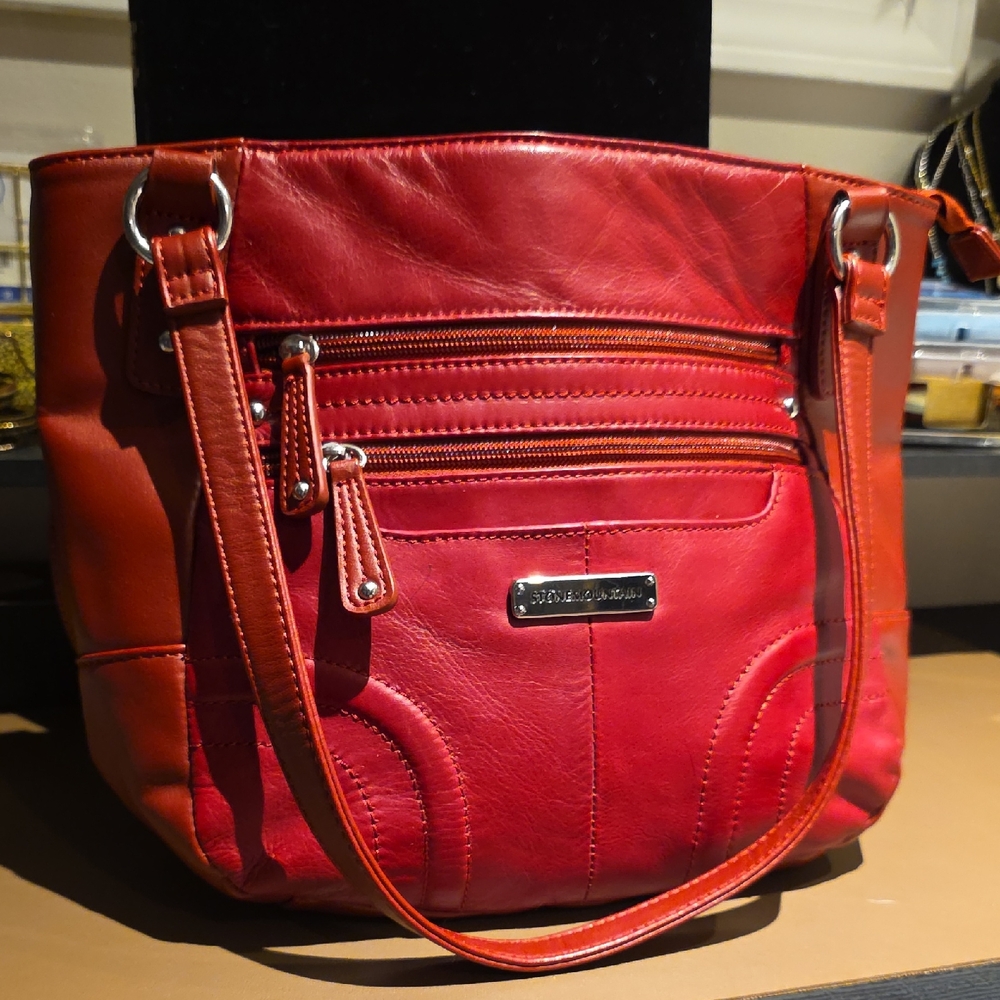 Red Leather Shoulder Bag with Front Zip Pockets -